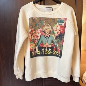 Gucci Cream Sweatshirt with Multicolor Graphic